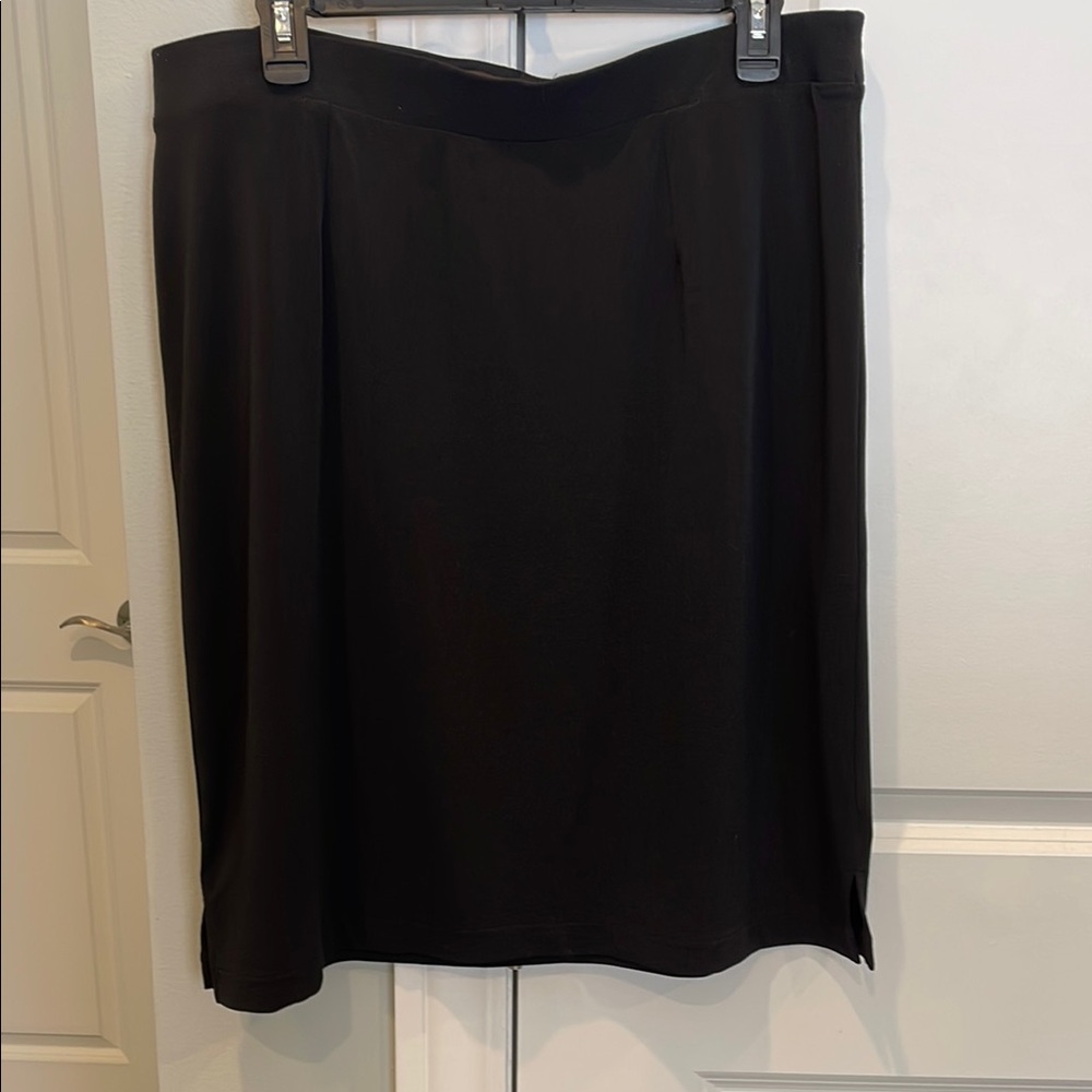 Dana Buchman Elegant Black Women's Skirt, size L